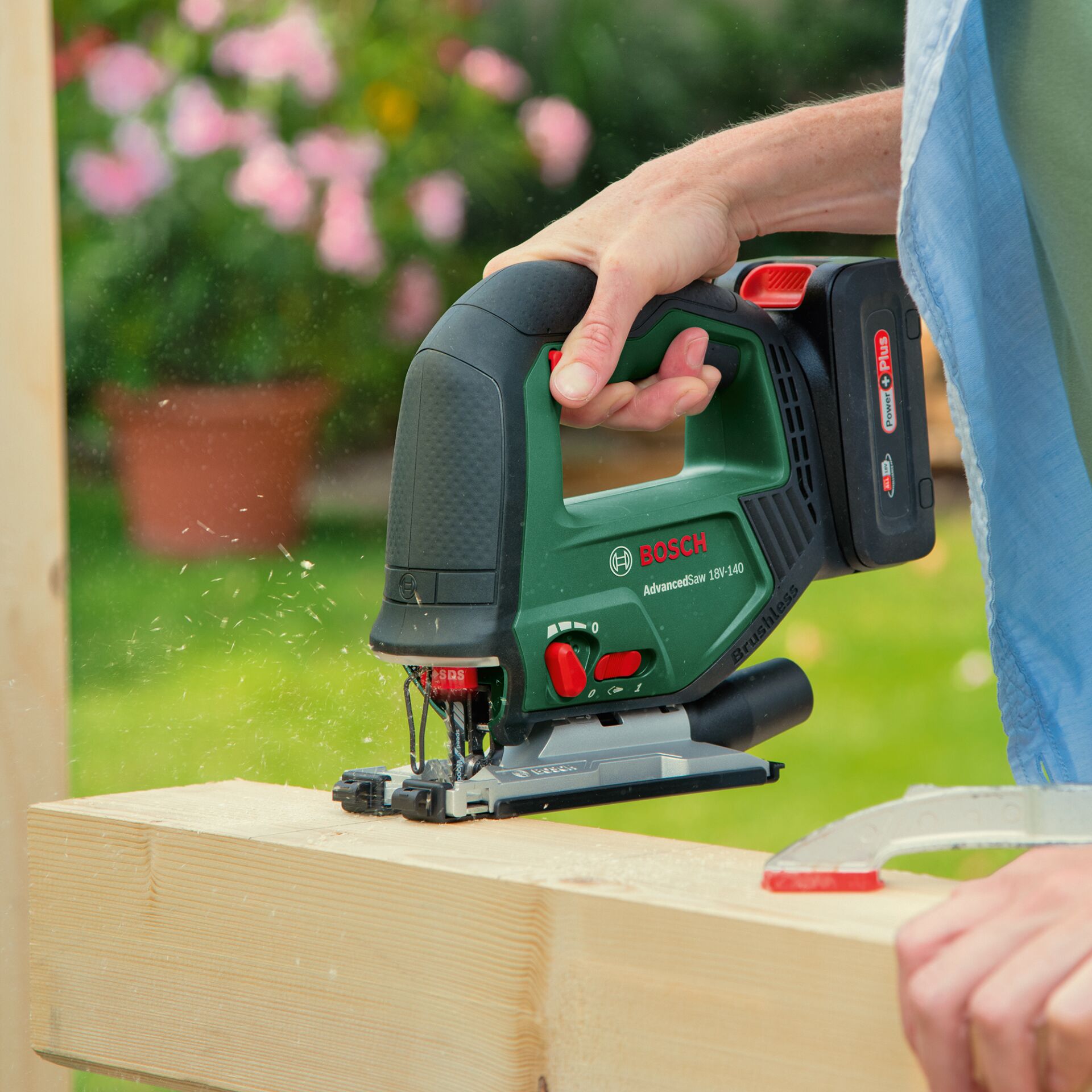 Bosch AdvancedSaw 18V-140 Cordless Jigsaw