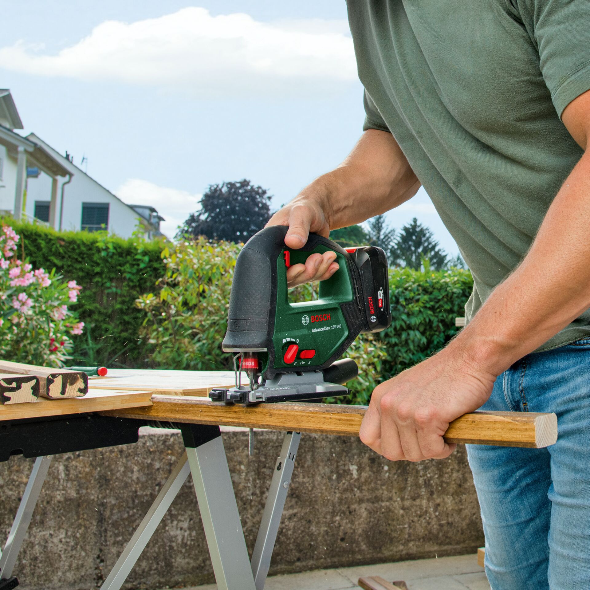 Bosch AdvancedSaw 18V-140 Cordless Jigsaw