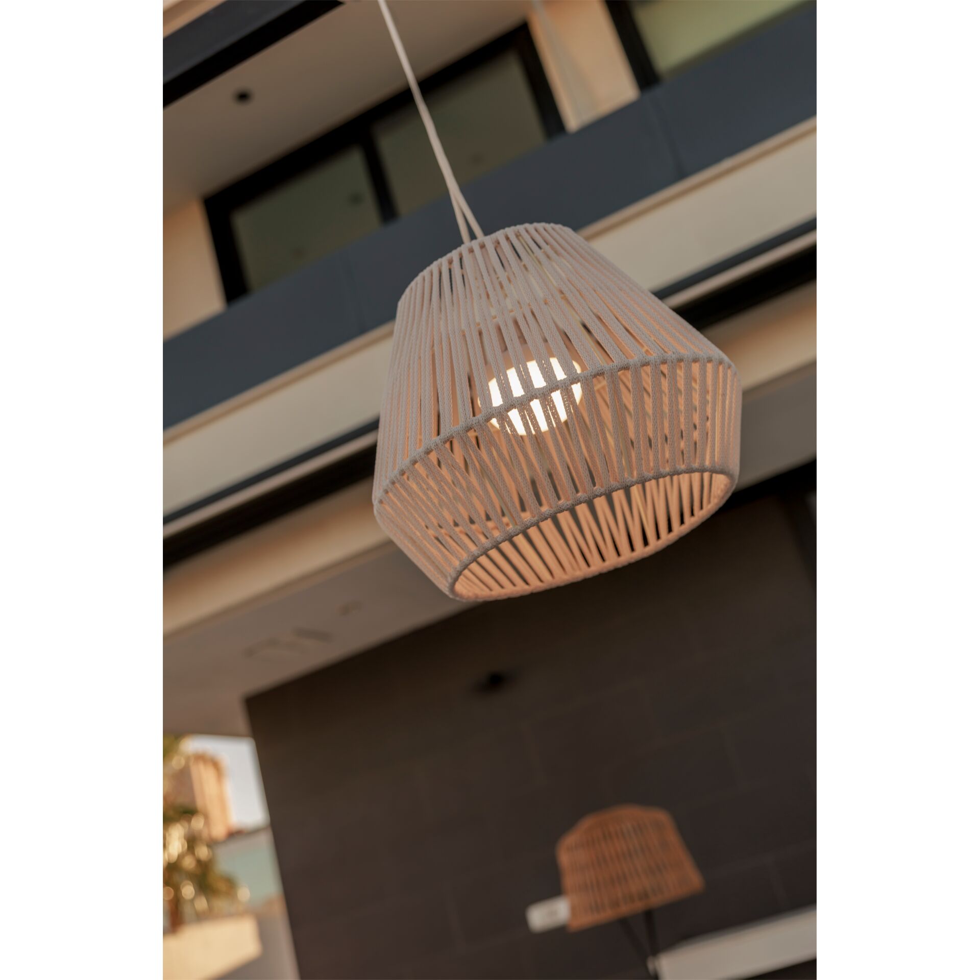 New Garden Conta Recharge battery Hang white colour